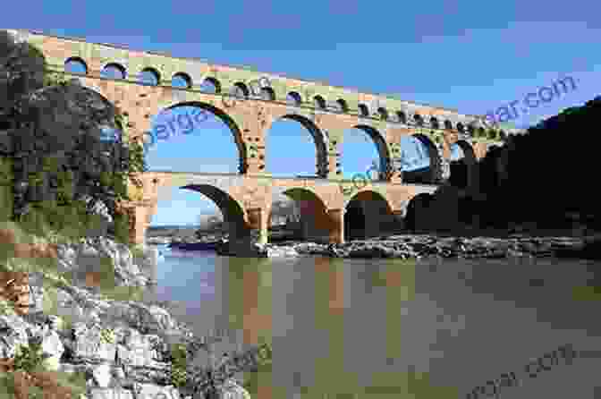 Ruined Roman Aqueduct, Symbolizing The Decline Of The Empire The Decline And Fall Of The Roman Empire (Edited And Abridged): Abridged Edition